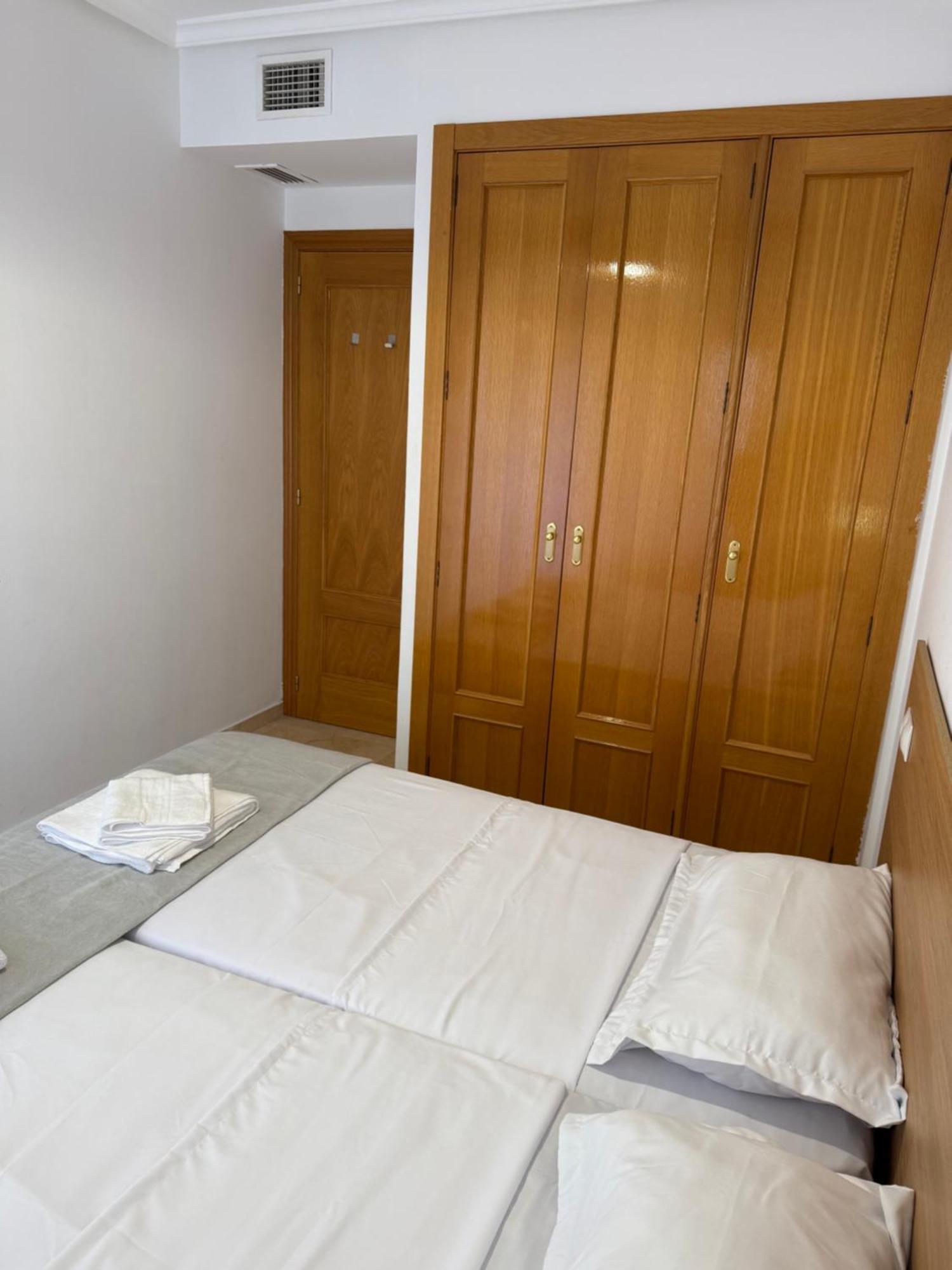 Beautifull Apartment In เบนิดอร์ม ภายนอก รูปภาพ